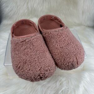 CROCS CLASSIC FUZZ MANIA CLOG PALE BLUSH SIZE M-5 W-7